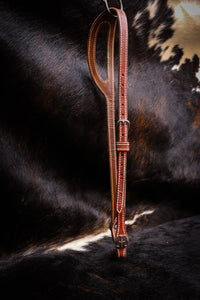 Shaped Ear Bridle with Single Buckle and Cross Conchos