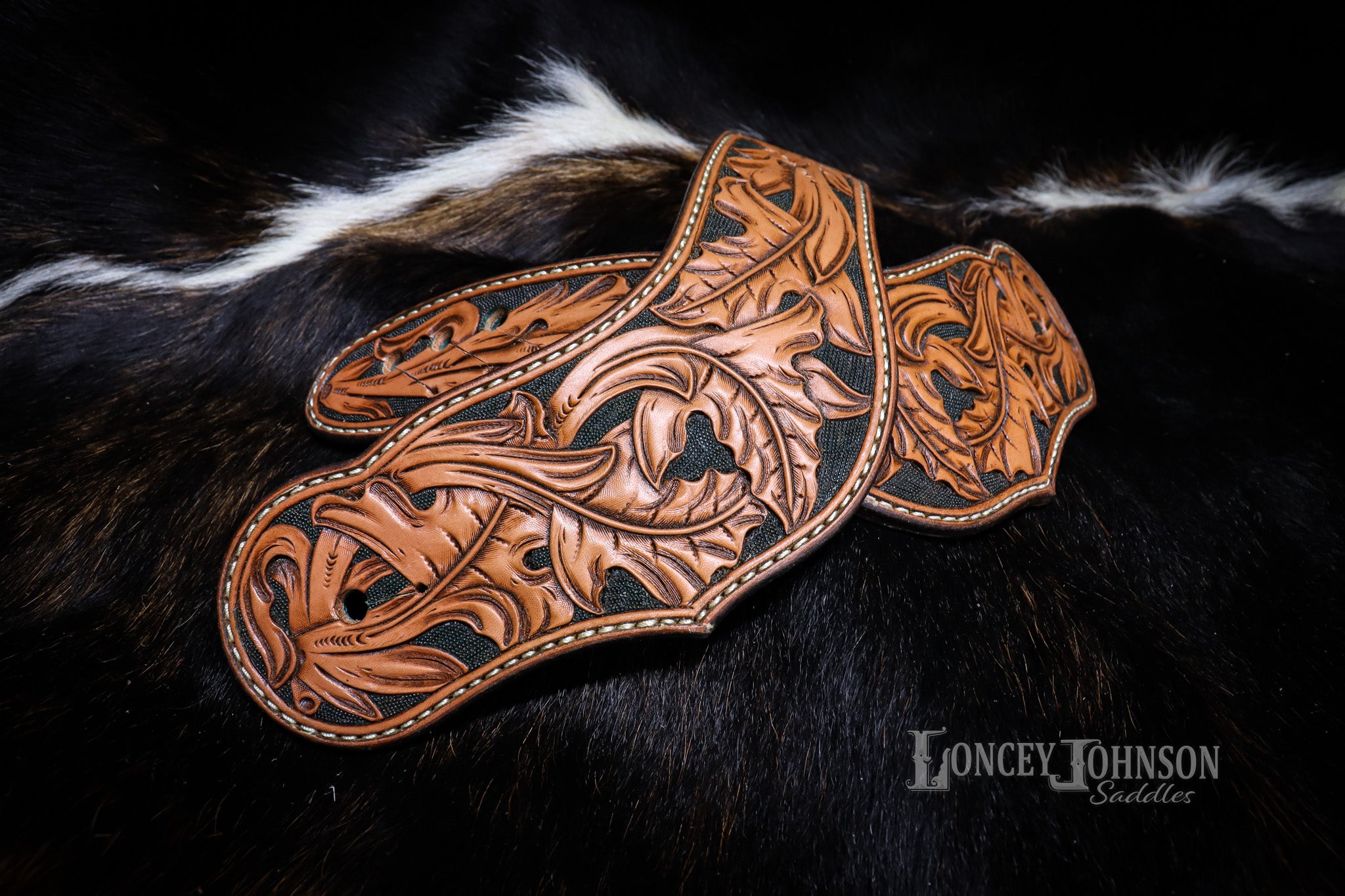 Tooled Dove Wing Spur Straps